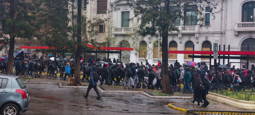 Comienzo de marcha de estudiantes en la Alameda